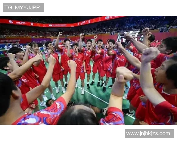 上海羽毛球队比赛经验深度对比及其对未来赛事的影响分析