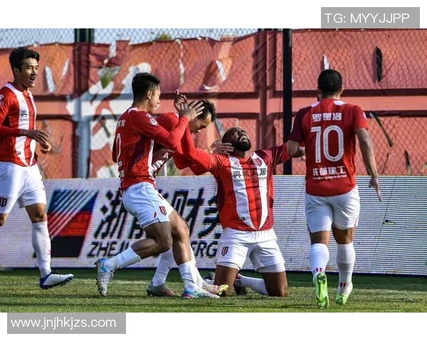 成都篮球队的比赛节奏分析与战术调整对胜负的影响探讨